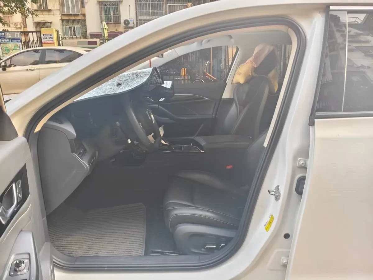 2021 Bestune B70 1.5T 169HP L4 7DCT,autocango,china used car exporter,china ev exporter,chinese used car exporter,chinese used ev exporter