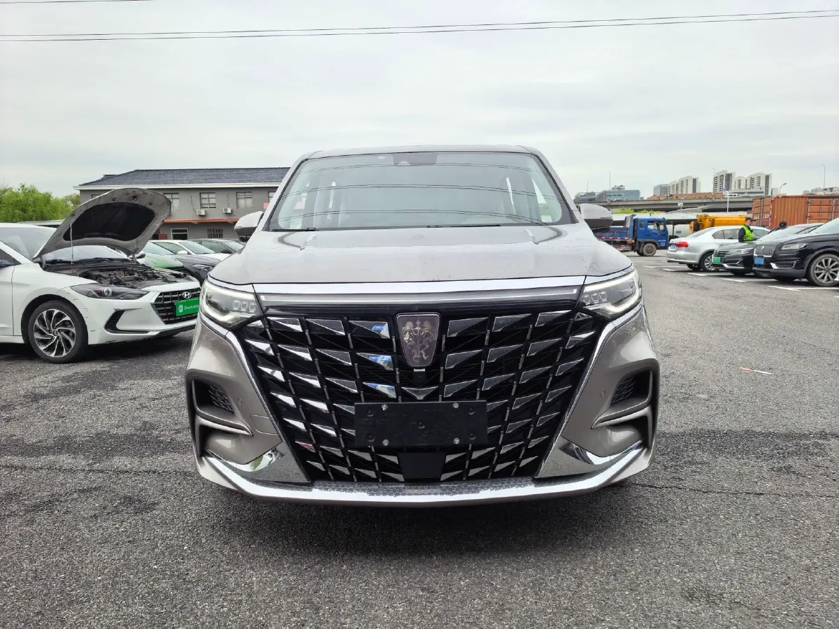 2023 Roewe iMAX8 2.0T 234HP L4 8AT,autocango,china used car exporter,china ev exporter,chinese used car exporter,chinese used ev exporter