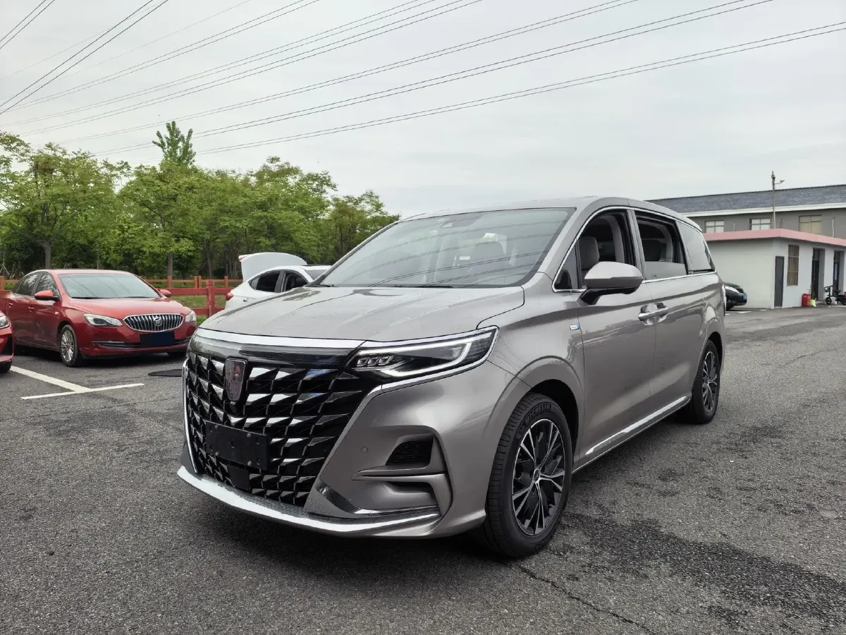 2023 Roewe iMAX8 2.0T 234HP L4 8AT,autocango,china used car exporter,china ev exporter,chinese used car exporter,chinese used ev exporter