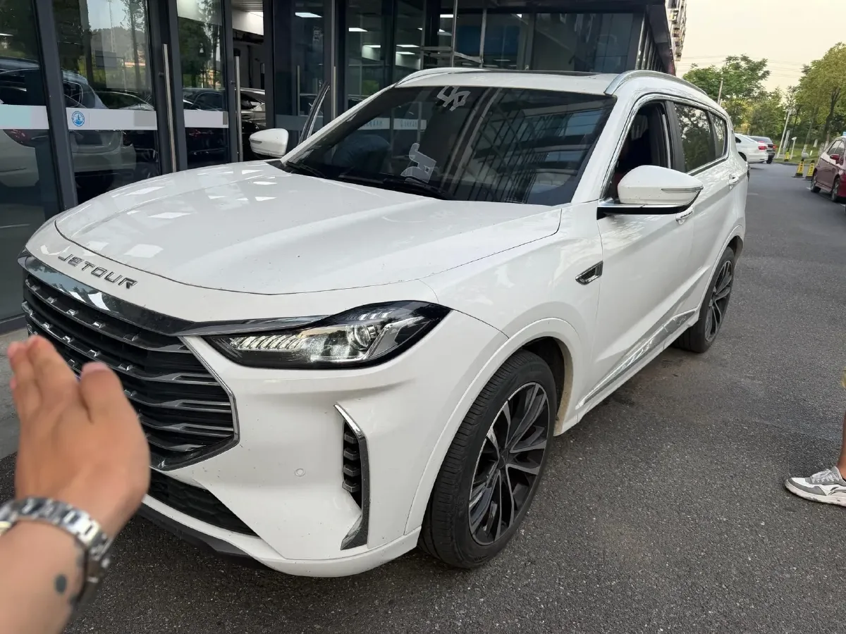 2021 Jetour X70 Plus 1.6T 197HP L4 7DCT,autocango,china used car exporter,china ev exporter,chinese used car exporter,chinese used ev exporter