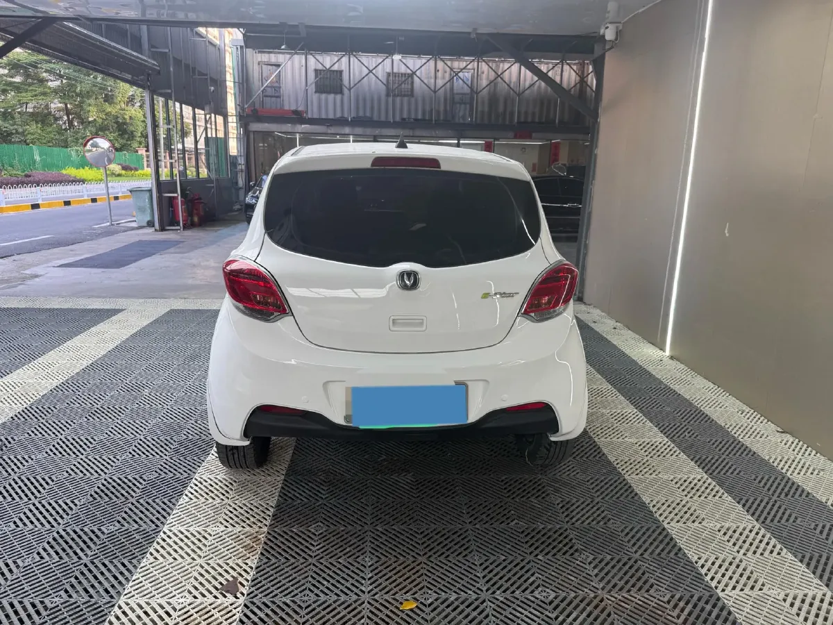 2020 ChangAn BenBen E-Star BEV 32.2KWH,autocango,china used car exporter,china ev exporter,chinese used car exporter,chinese used ev exporter