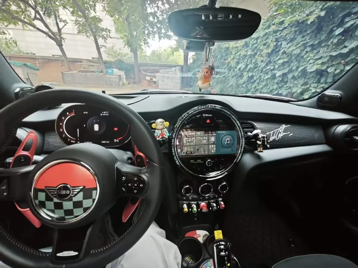 2022 MINI JCW 2.0T 231HP L4 8AT,autocango,china used car exporter,china ev exporter,chinese used car exporter,chinese used ev exporter
