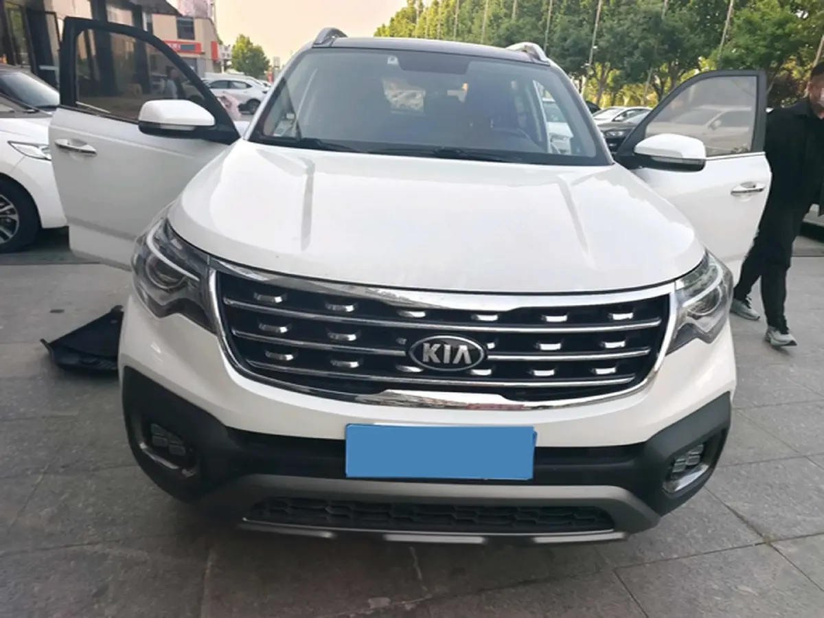 2018 Kia Sportage R 2.0L 160HP L4 6AT,autocango,china used car exporter,china ev exporter,chinese used car exporter,chinese used ev exporter