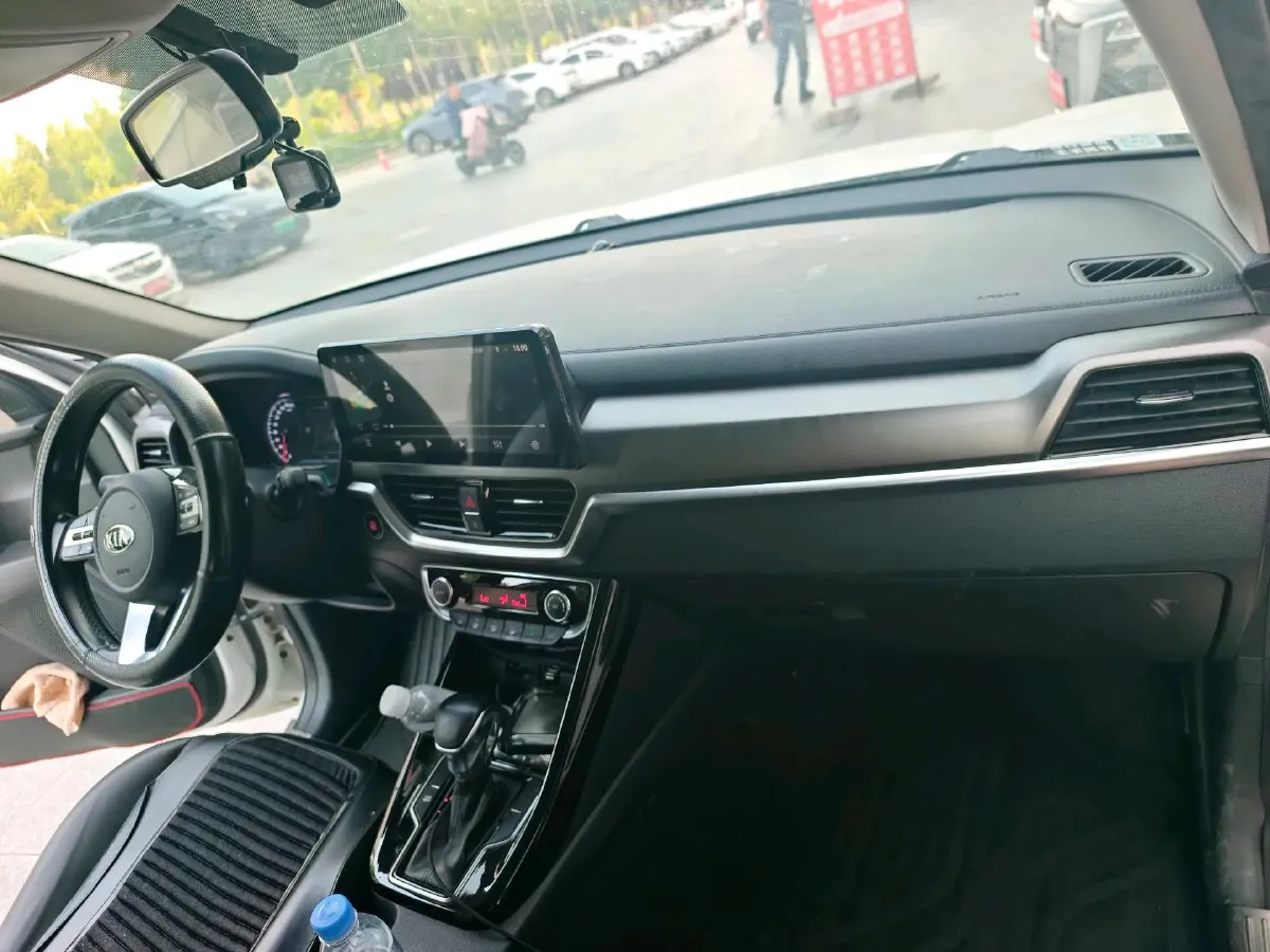 2018 Kia Sportage R 2.0L 160HP L4 6AT,autocango,china used car exporter,china ev exporter,chinese used car exporter,chinese used ev exporter