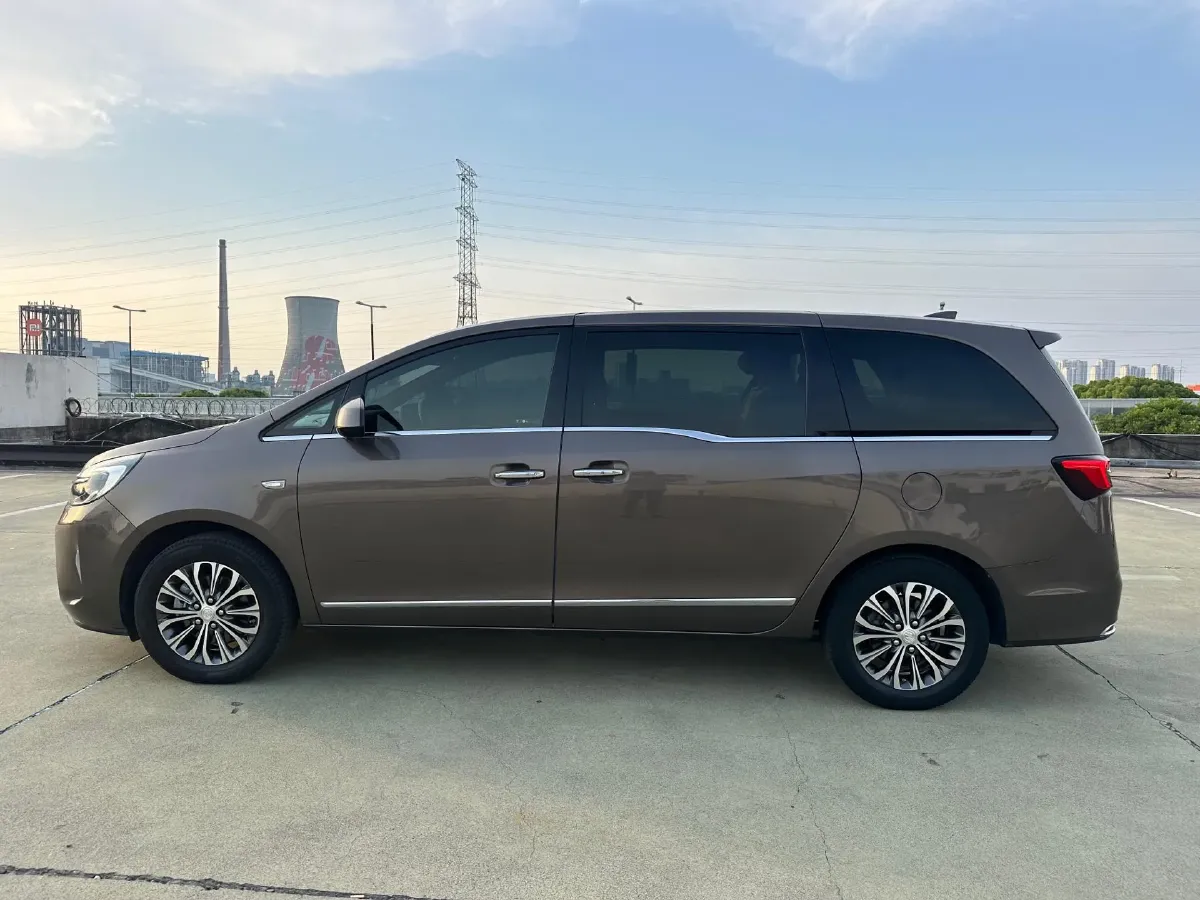 2021 Buick GL8 2.0T 237HP L4 9AT,autocango,china used car exporter,china ev exporter,chinese used car exporter,chinese used ev exporter