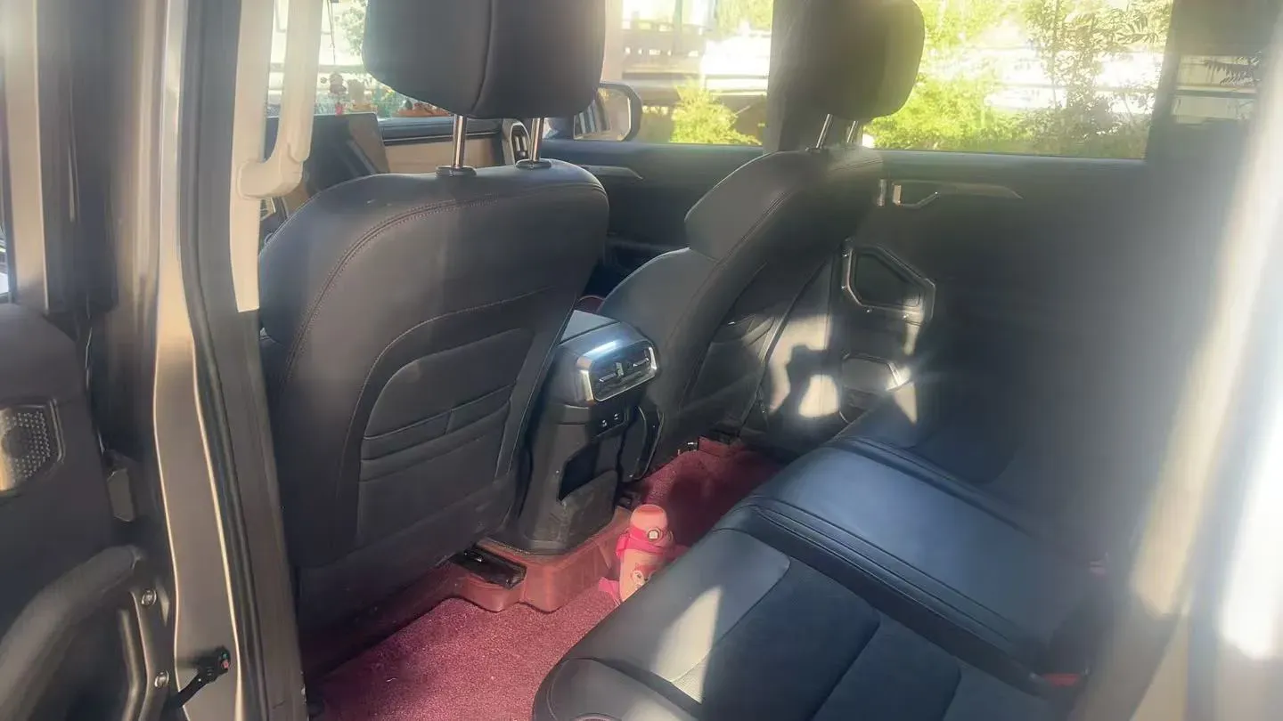 2023 Jetour Traveller 2.0T 254HP L4 8AT,autocango,china used car exporter,china ev exporter,chinese used car exporter,chinese used ev exporter