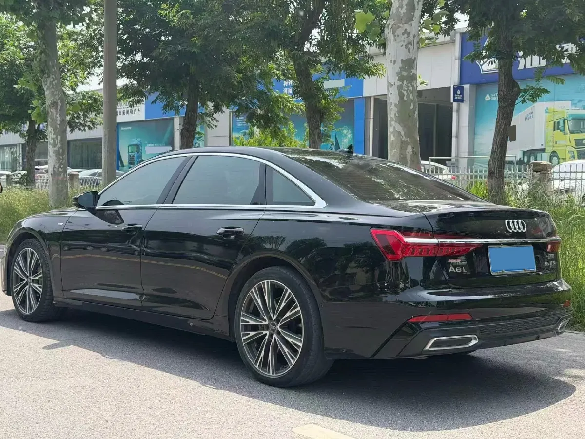 2021 Audi A6L 3.0T 340HP V6 7DCT,autocango,china used car exporter,china ev exporter,chinese used car exporter,chinese used ev exporter