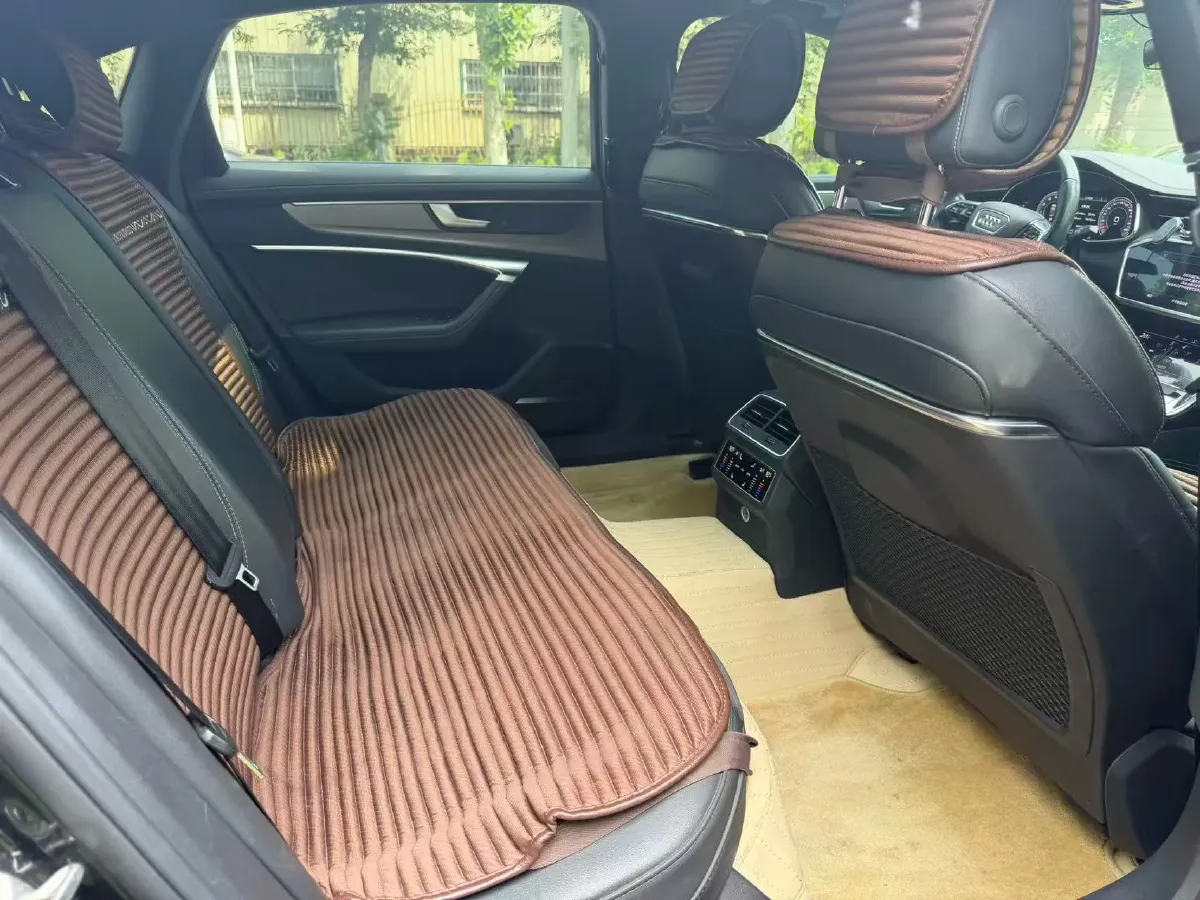 2021 Audi A6L 3.0T 340HP V6 7DCT,autocango,china used car exporter,china ev exporter,chinese used car exporter,chinese used ev exporter
