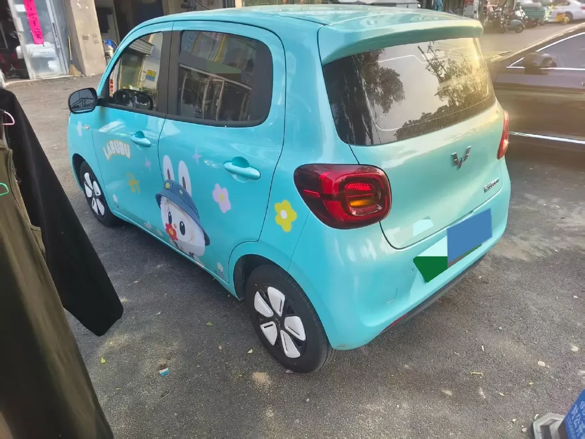 2025 WuLing HongGuang MINI EV BEV 16.2KWH,autocango,china used car exporter,china ev exporter,chinese used car exporter,chinese used ev exporter