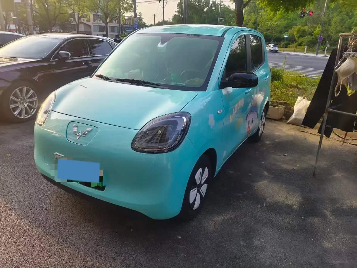 2025 WuLing HongGuang MINI EV BEV 16.2KWH,autocango,china used car exporter,china ev exporter,chinese used car exporter,chinese used ev exporter