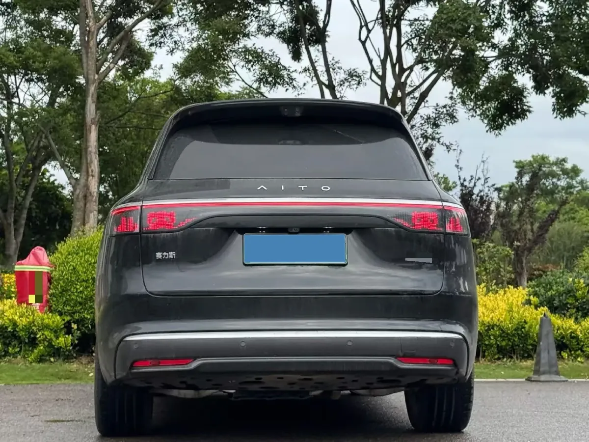 2025 AITO AITO M8 REEV 160HP REEV 53.4KWH,autocango,china used car exporter,china ev exporter,chinese used car exporter,chinese used ev exporter