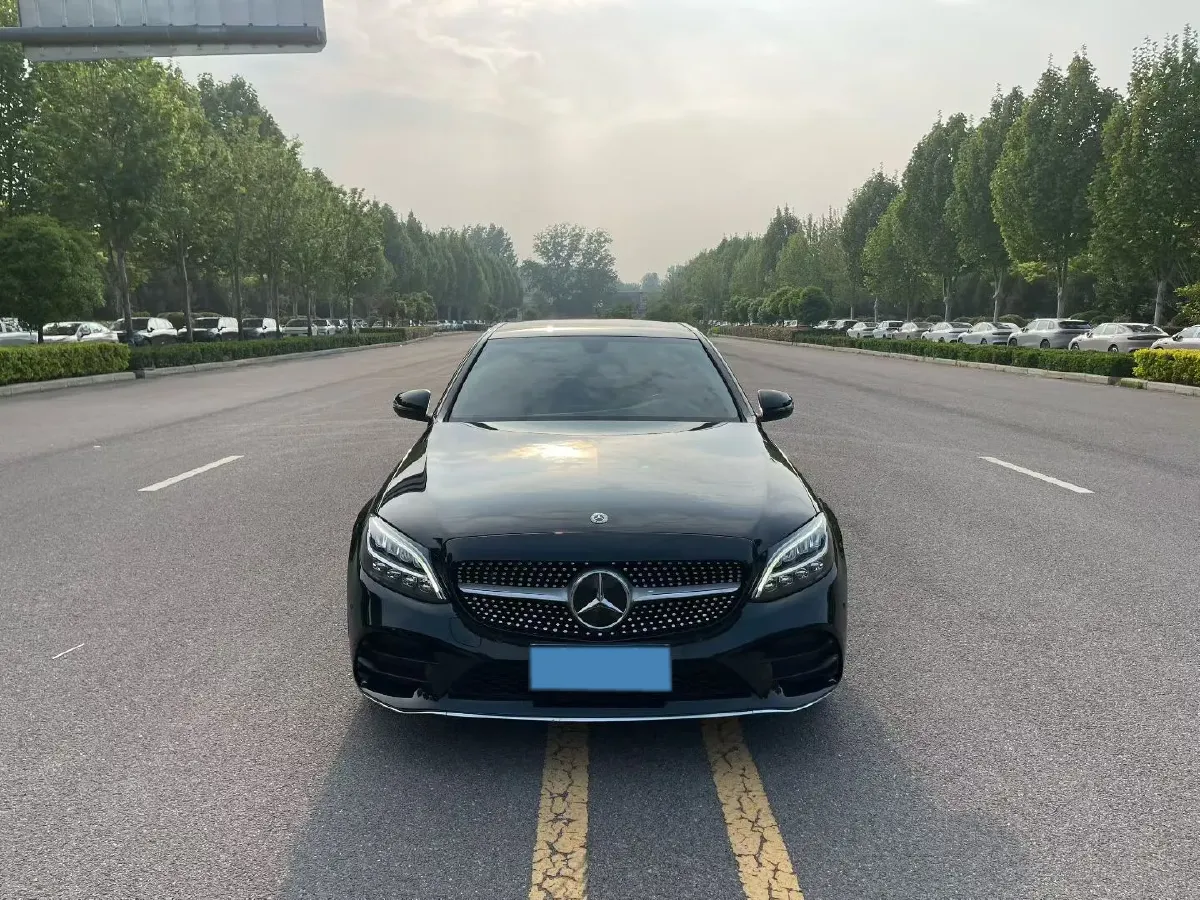 2021 Mercedes-Benz C Class 1.5T 184HP L4 9AT,autocango,china used car exporter,china ev exporter,chinese used car exporter,chinese used ev exporter