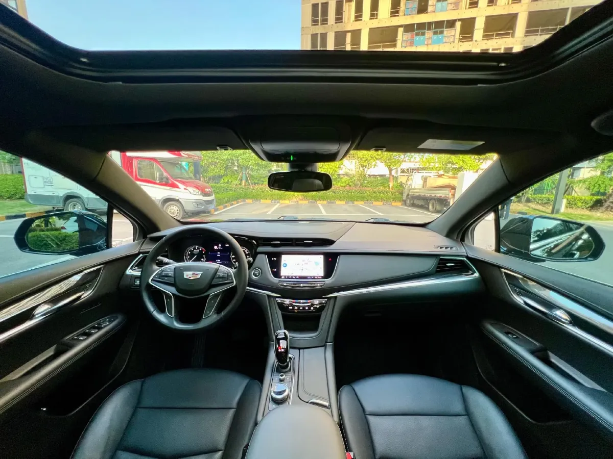 2020 Cadillac XT5 2.0T 237HP L4 9AT,autocango,china used car exporter,china ev exporter,chinese used car exporter,chinese used ev exporter