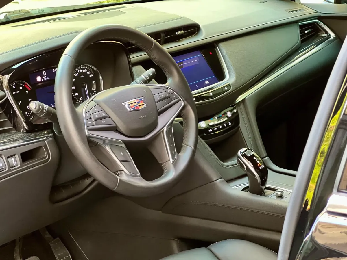 2020 Cadillac XT5 2.0T 237HP L4 9AT,autocango,china used car exporter,china ev exporter,chinese used car exporter,chinese used ev exporter