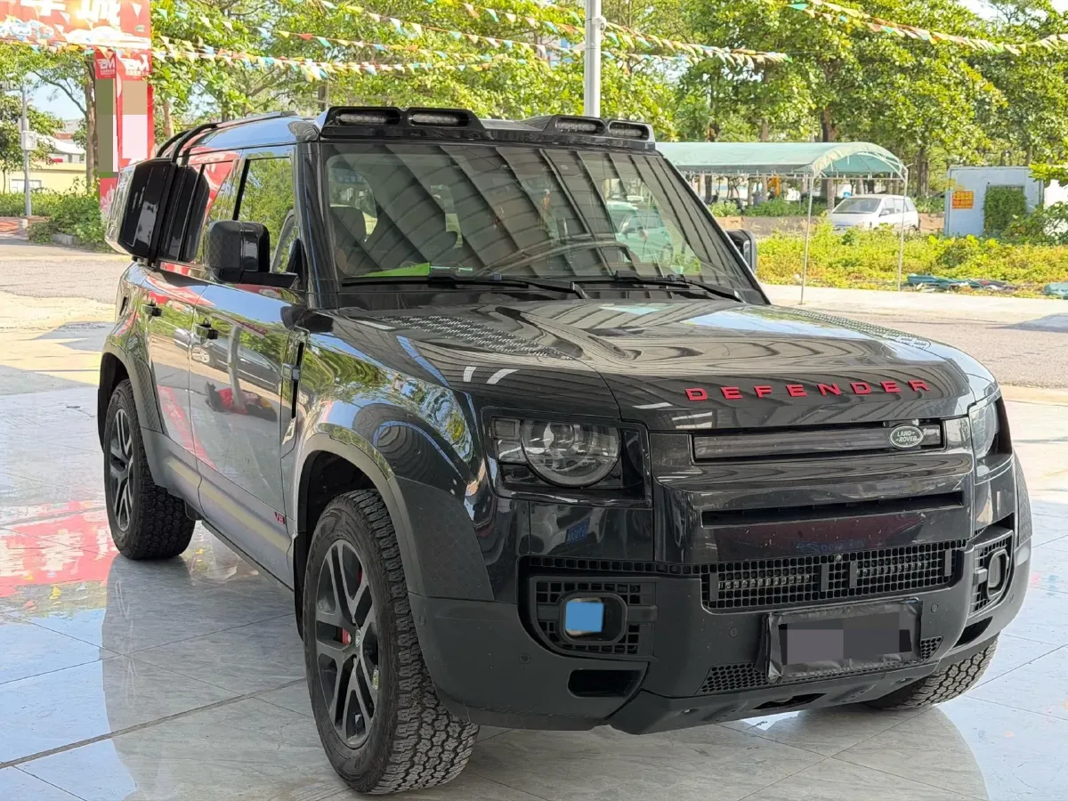 2024 Land Rover Defender 3.0T 400HP L6 8AT,autocango,china used car exporter,china ev exporter,chinese used car exporter,chinese used ev exporter
