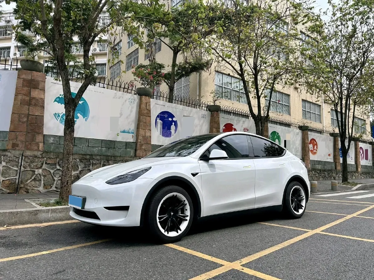 2024 Iveco OuSheng BEV 77.28KWH,autocango,china used car exporter,china ev exporter,chinese used car exporter,chinese used ev exporter