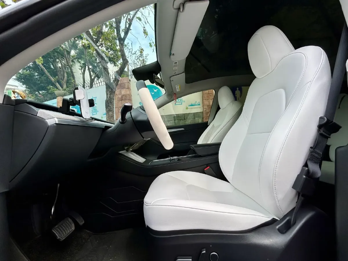 2024 Iveco OuSheng BEV 77.28KWH,autocango,china used car exporter,china ev exporter,chinese used car exporter,chinese used ev exporter