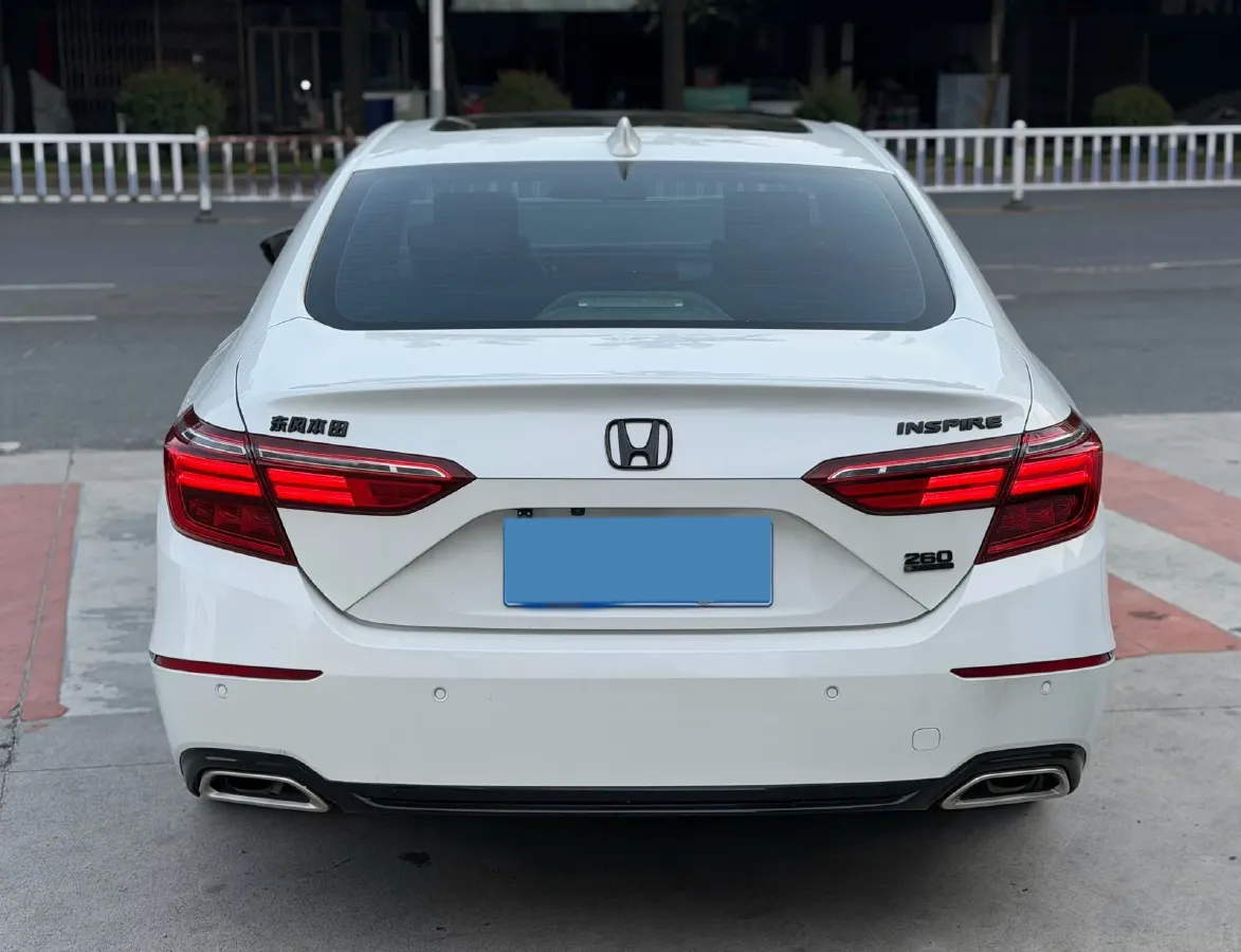 2022 Honda Inspire 1.5T 194HP L4 CVT,autocango,china used car exporter,china ev exporter,chinese used car exporter,chinese used ev exporter