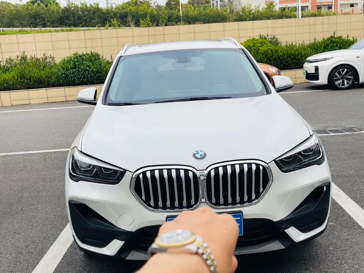 2021 BMW X1 2.0T 192HP L4 7DCT,autocango,china used car exporter,china ev exporter,chinese used car exporter,chinese used ev exporter