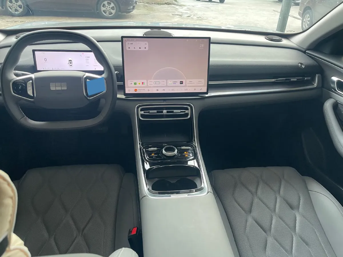 2025 Geely Galaxy A7 1.5L 112HP L4 1DHT PHEV,autocango,china used car exporter,china ev exporter,chinese used car exporter,chinese used ev exporter