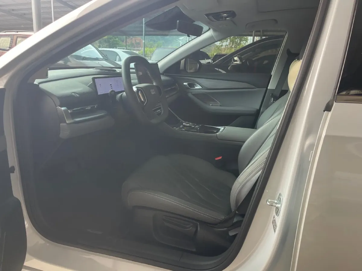 2025 Geely Galaxy A7 1.5L 112HP L4 1DHT PHEV,autocango,china used car exporter,china ev exporter,chinese used car exporter,chinese used ev exporter