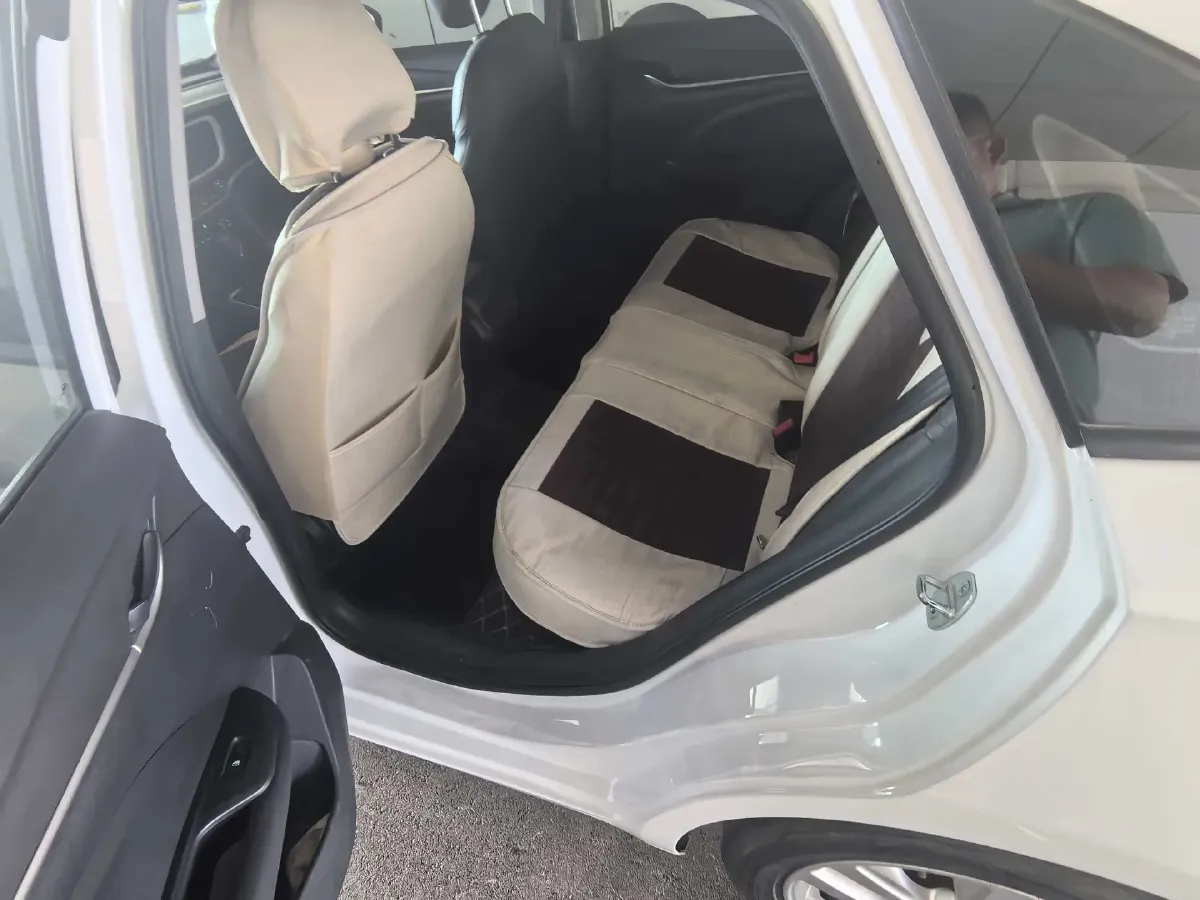2020 Buick Encore 1.0T 125HP L3 6AT,autocango,china used car exporter,china ev exporter,chinese used car exporter,chinese used ev exporter