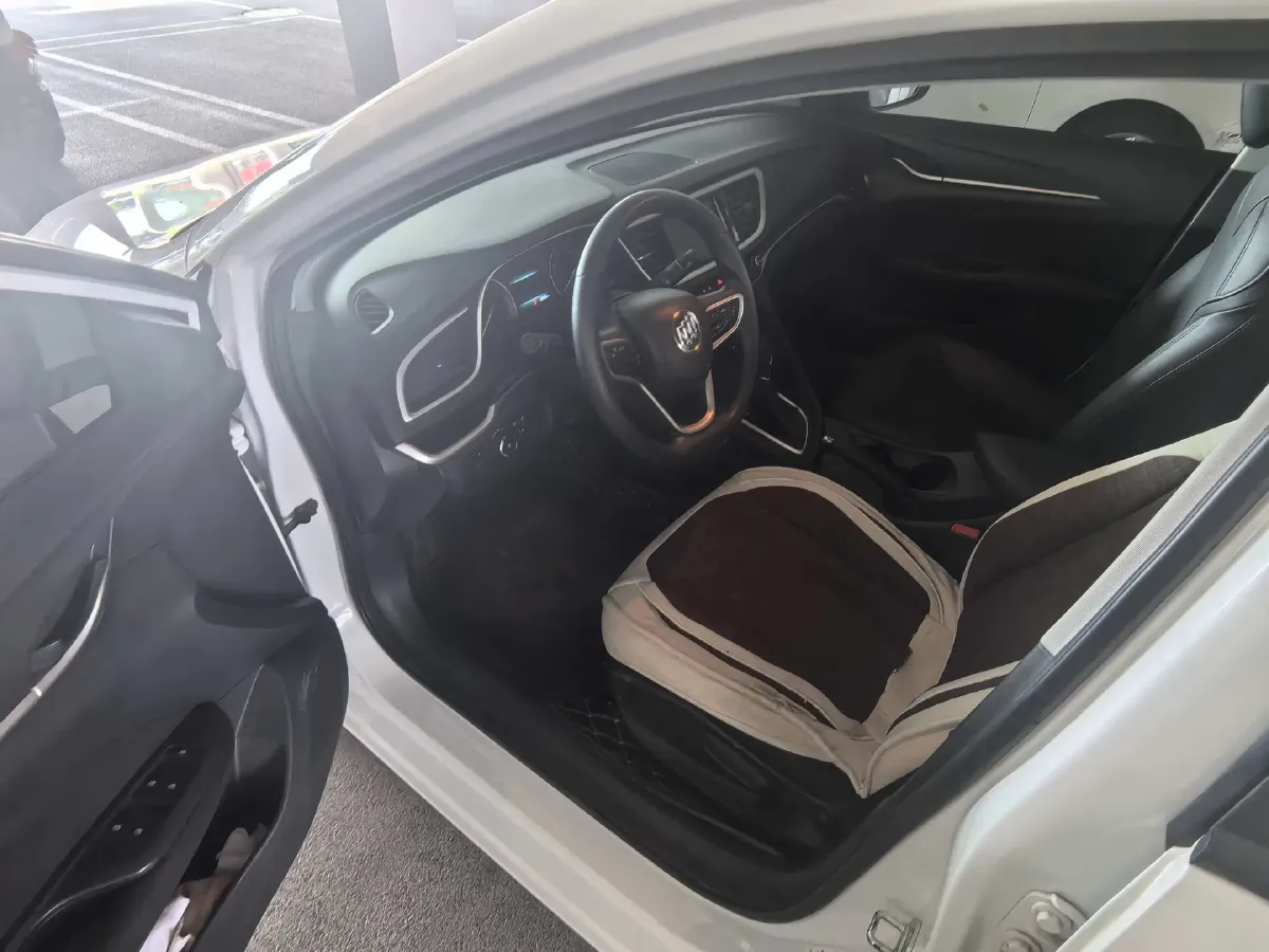 2020 Buick Encore 1.0T 125HP L3 6AT,autocango,china used car exporter,china ev exporter,chinese used car exporter,chinese used ev exporter