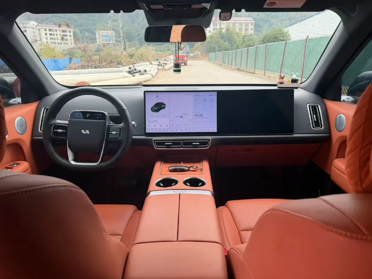 2024 Li L6 Range Extended 154HP L4 REEV 36.8KWH,autocango,china used car exporter,china ev exporter,chinese used car exporter,chinese used ev exporter