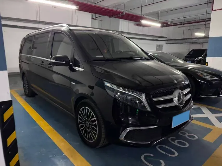 2023 Mercedes-Benz Vito 2.0T 211HP L4 9AT,autocango,china used car exporter,china ev exporter,chinese used car exporter,chinese used ev exporter