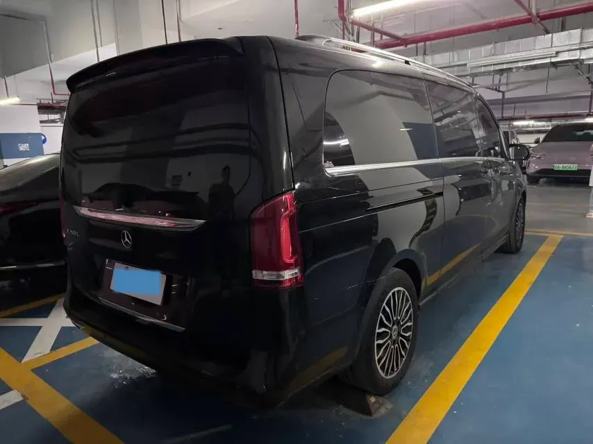 2023 Mercedes-Benz Vito 2.0T 211HP L4 9AT,autocango,china used car exporter,china ev exporter,chinese used car exporter,chinese used ev exporter