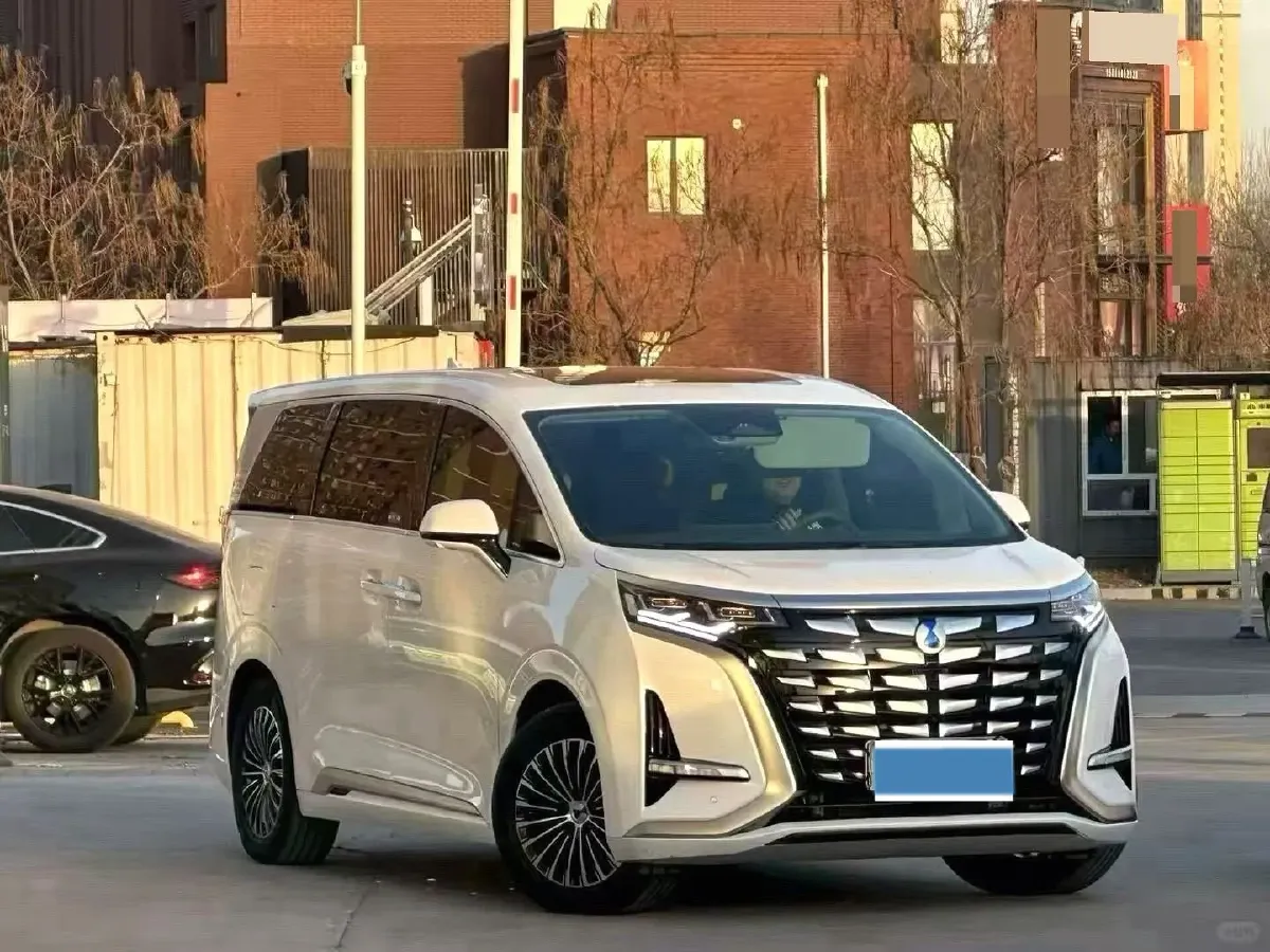 2022 HongQi HS7 3.0T 337HP V6 8AT,autocango,china used car exporter,china ev exporter,chinese used car exporter,chinese used ev exporter
