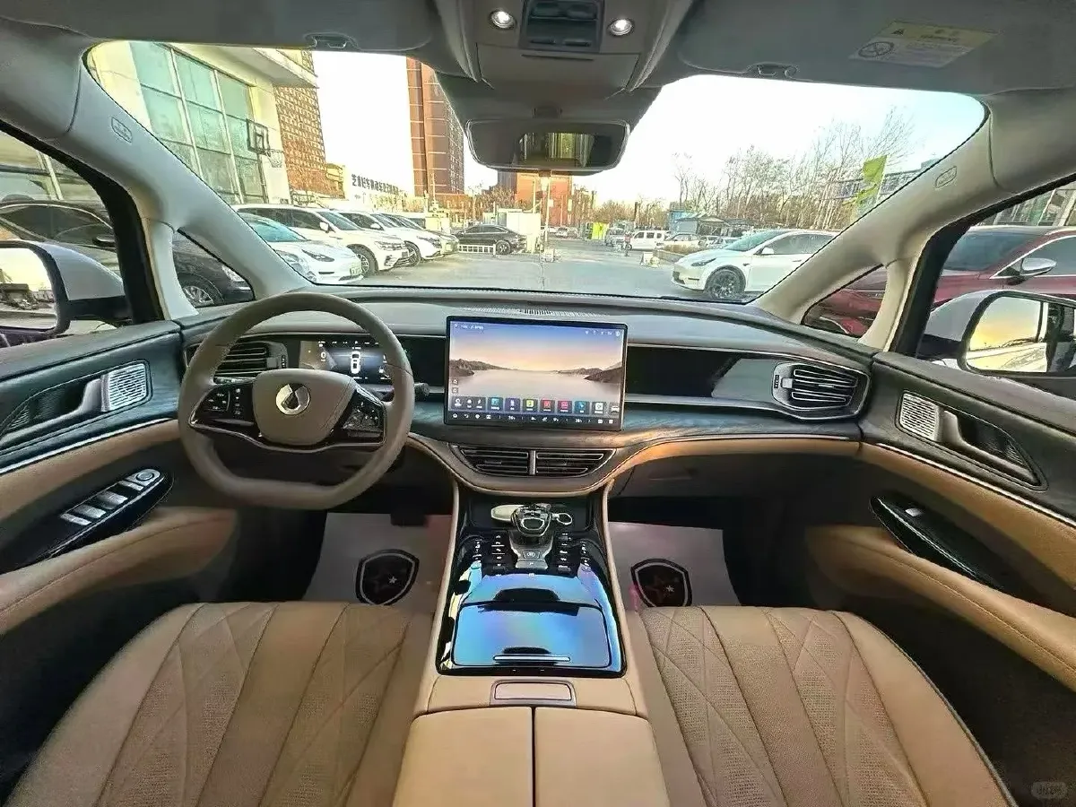 2022 HongQi HS7 3.0T 337HP V6 8AT,autocango,china used car exporter,china ev exporter,chinese used car exporter,chinese used ev exporter