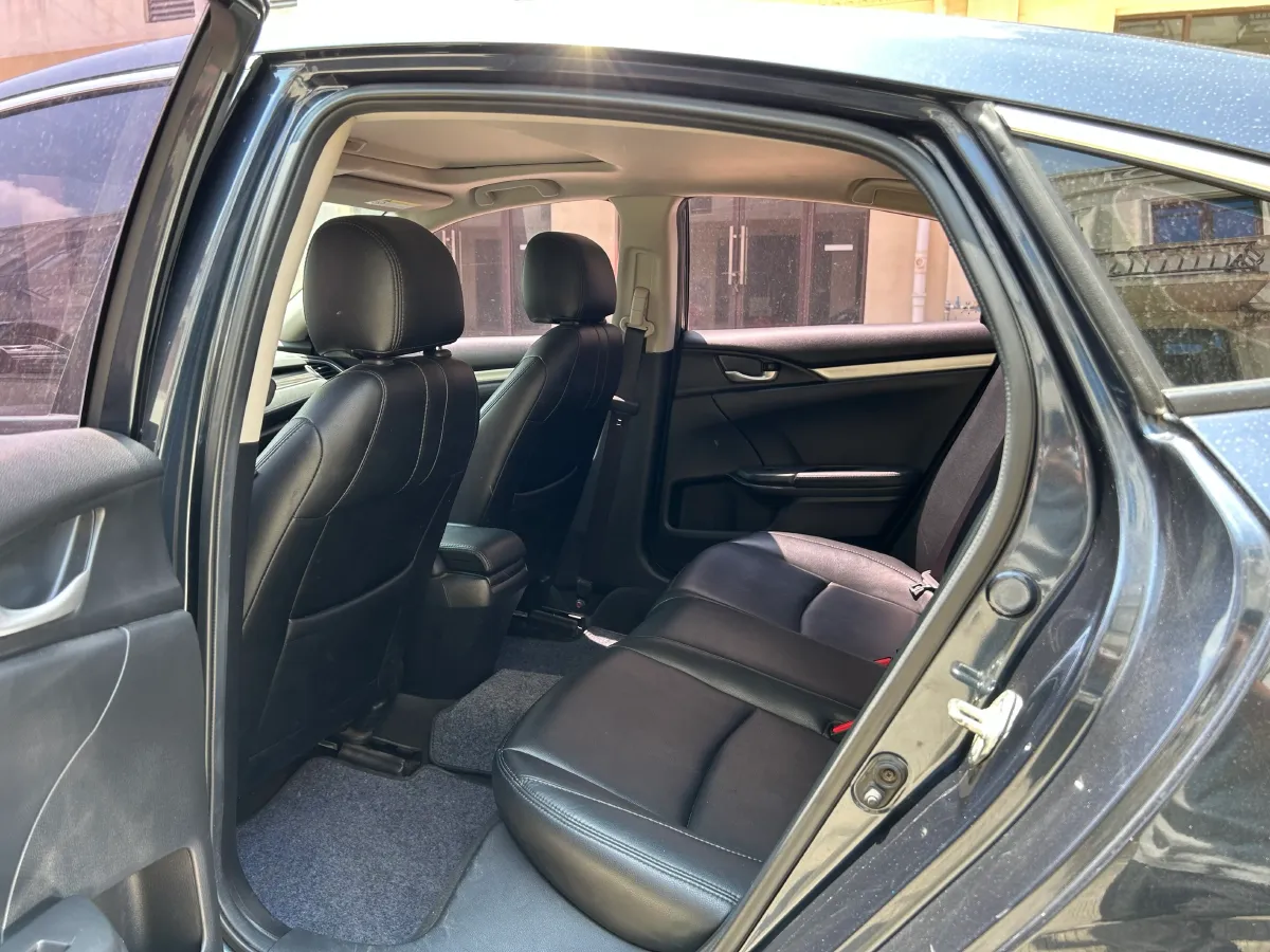 2019 Honda Civic 1.5T 177HP L4 CVT,autocango,china used car exporter,china ev exporter,chinese used car exporter,chinese used ev exporter