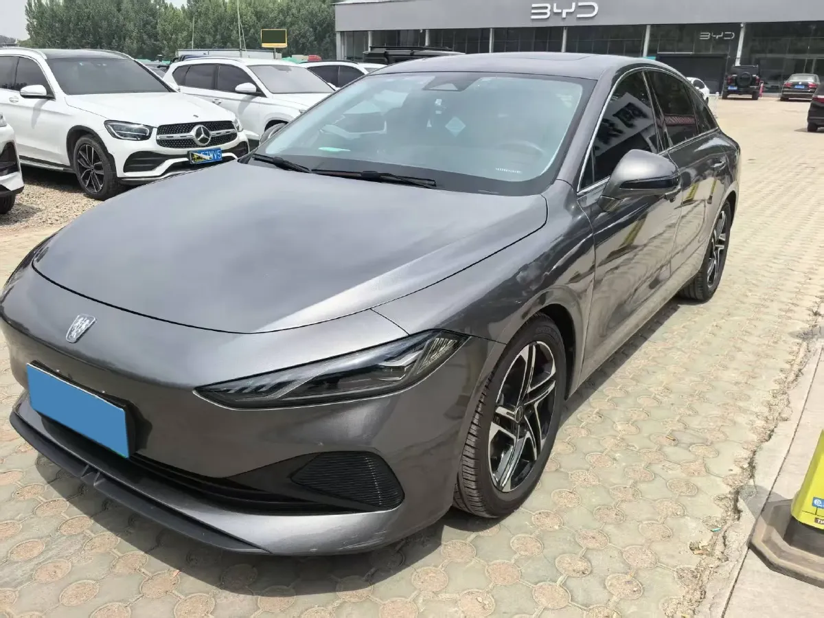 2023 Roewe D7 1.5L 112HP L4 1DHT PHEV 21.4KWH,autocango,china used car exporter,china ev exporter,chinese used car exporter,chinese used ev exporter