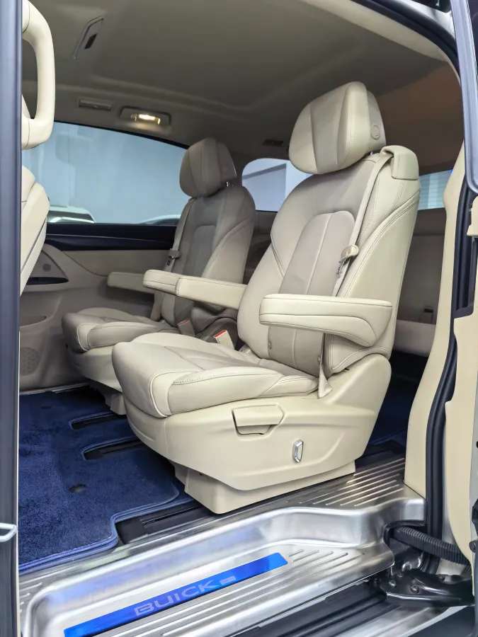 2023 Buick GL8 2.0T 237HP L4 9AT,autocango,china used car exporter,china ev exporter,chinese used car exporter,chinese used ev exporter