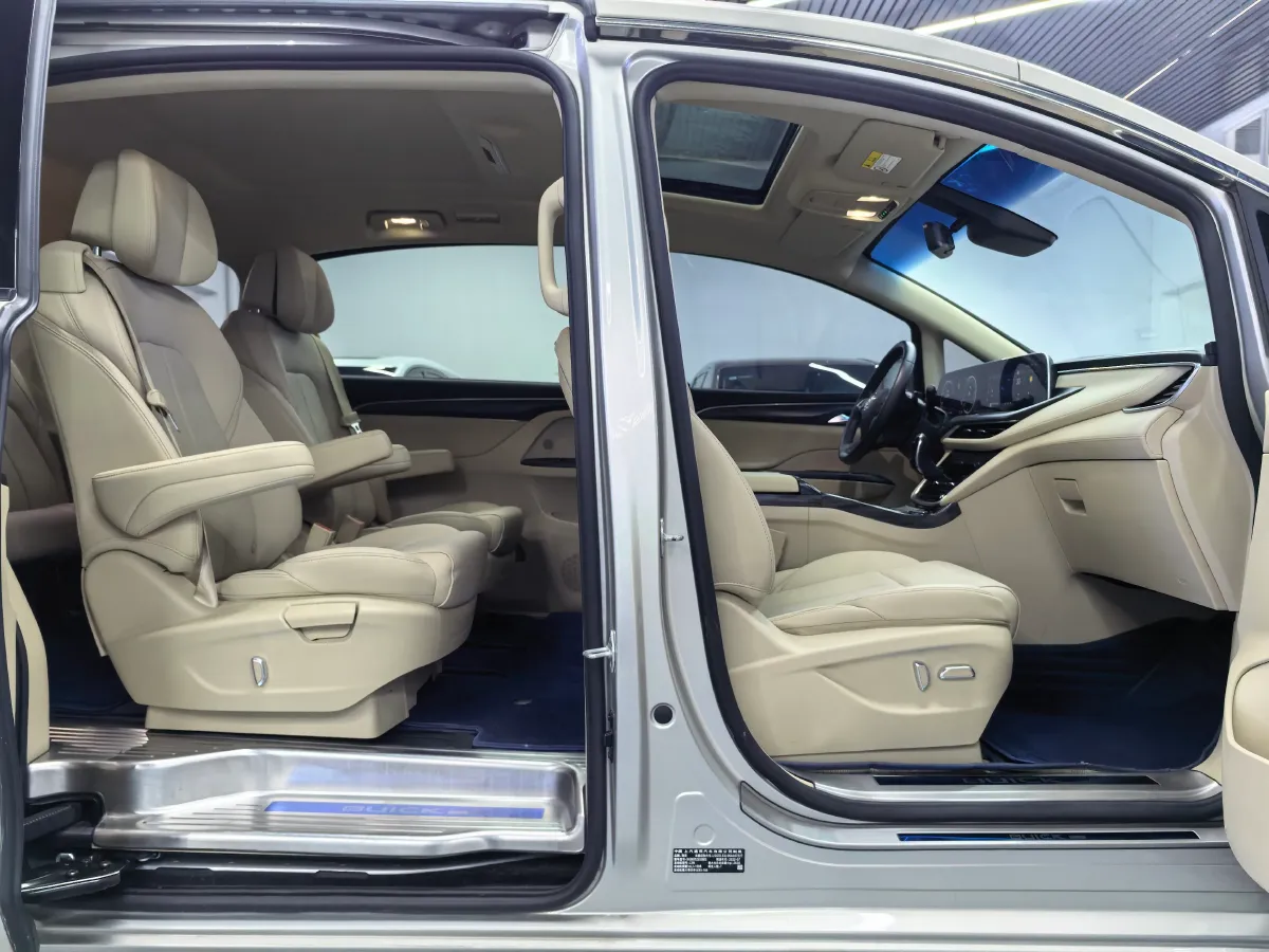 2023 Buick GL8 2.0T 237HP L4 9AT,autocango,china used car exporter,china ev exporter,chinese used car exporter,chinese used ev exporter