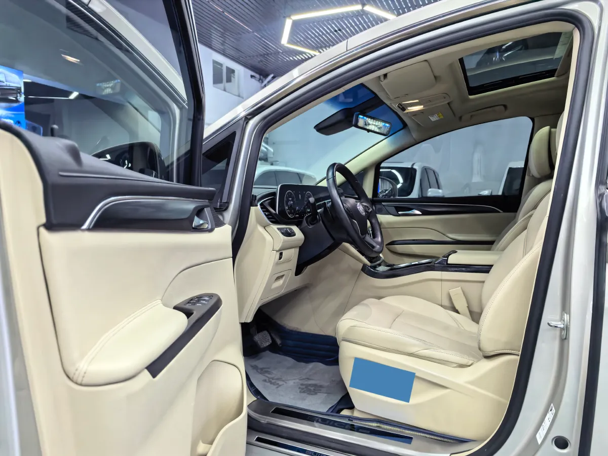 2023 Buick GL8 2.0T 237HP L4 9AT,autocango,china used car exporter,china ev exporter,chinese used car exporter,chinese used ev exporter