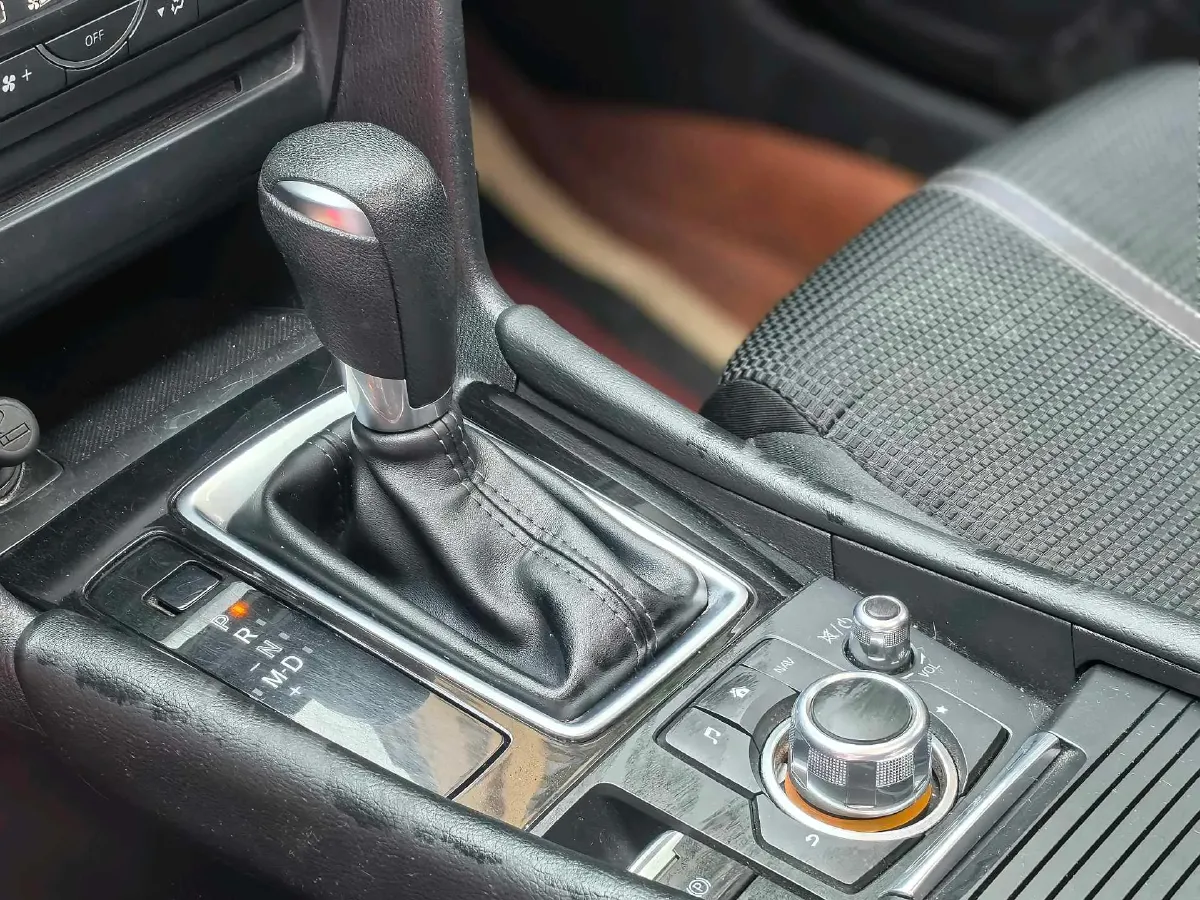 2019 Mazda 3 Axela 1.5L 117HP L4 6AT,autocango,china used car exporter,china ev exporter,chinese used car exporter,chinese used ev exporter