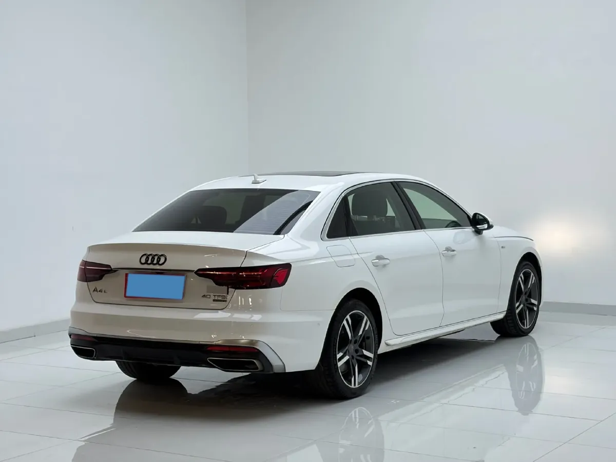 2020 Audi A4L 2.0T 190HP L4 7DCT,autocango,china used car exporter,china ev exporter,chinese used car exporter,chinese used ev exporter