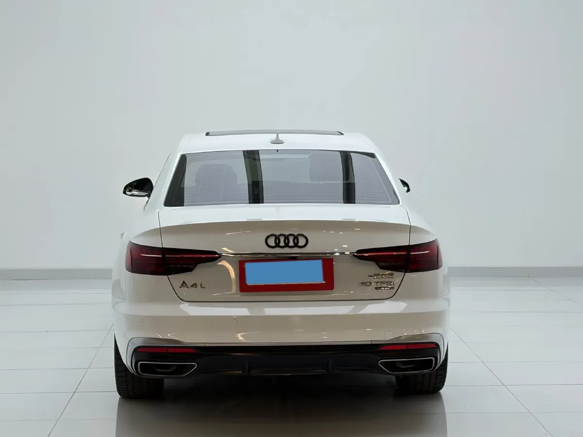 2020 Audi A4L 2.0T 190HP L4 7DCT,autocango,china used car exporter,china ev exporter,chinese used car exporter,chinese used ev exporter