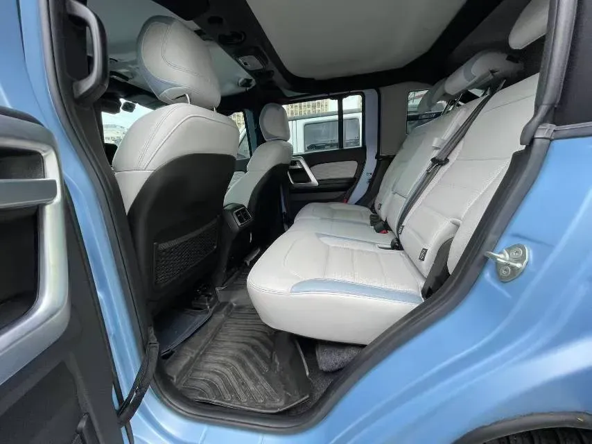 2021 Beijing BJ40 2.0T 163HP L4 8AT,autocango,china used car exporter,china ev exporter,chinese used car exporter,chinese used ev exporter