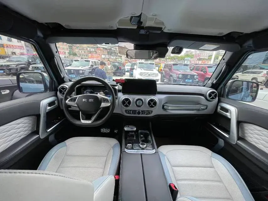 2021 Beijing BJ40 2.0T 163HP L4 8AT,autocango,china used car exporter,china ev exporter,chinese used car exporter,chinese used ev exporter