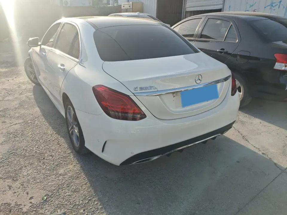 2020 Mercedes-Benz C Class 1.5T 184HP L4 9AT,autocango,china used car exporter,china ev exporter,chinese used car exporter,chinese used ev exporter