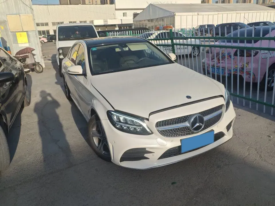 2020 Mercedes-Benz C Class 1.5T 184HP L4 9AT,autocango,china used car exporter,china ev exporter,chinese used car exporter,chinese used ev exporter