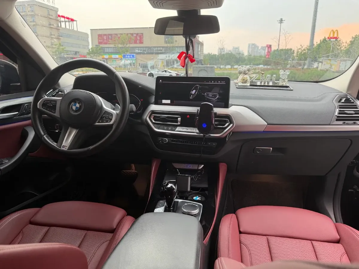 2022 BMW X4 2.0T 245HP L4 8AT,autocango,china used car exporter,china ev exporter,chinese used car exporter,chinese used ev exporter