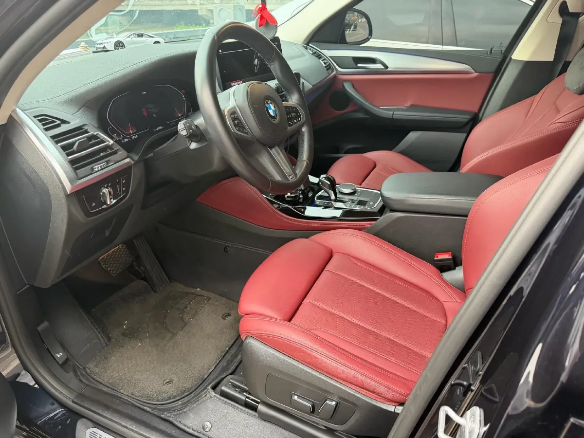 2022 BMW X4 2.0T 245HP L4 8AT,autocango,china used car exporter,china ev exporter,chinese used car exporter,chinese used ev exporter
