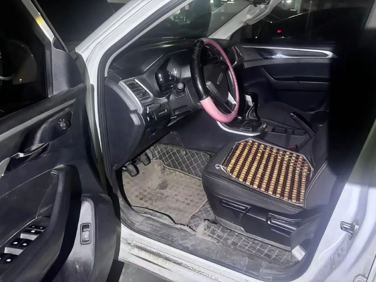 2020 MAXUS T70 2.0T 163HP L4 6AT,autocango,china used car exporter,china ev exporter,chinese used car exporter,chinese used ev exporter