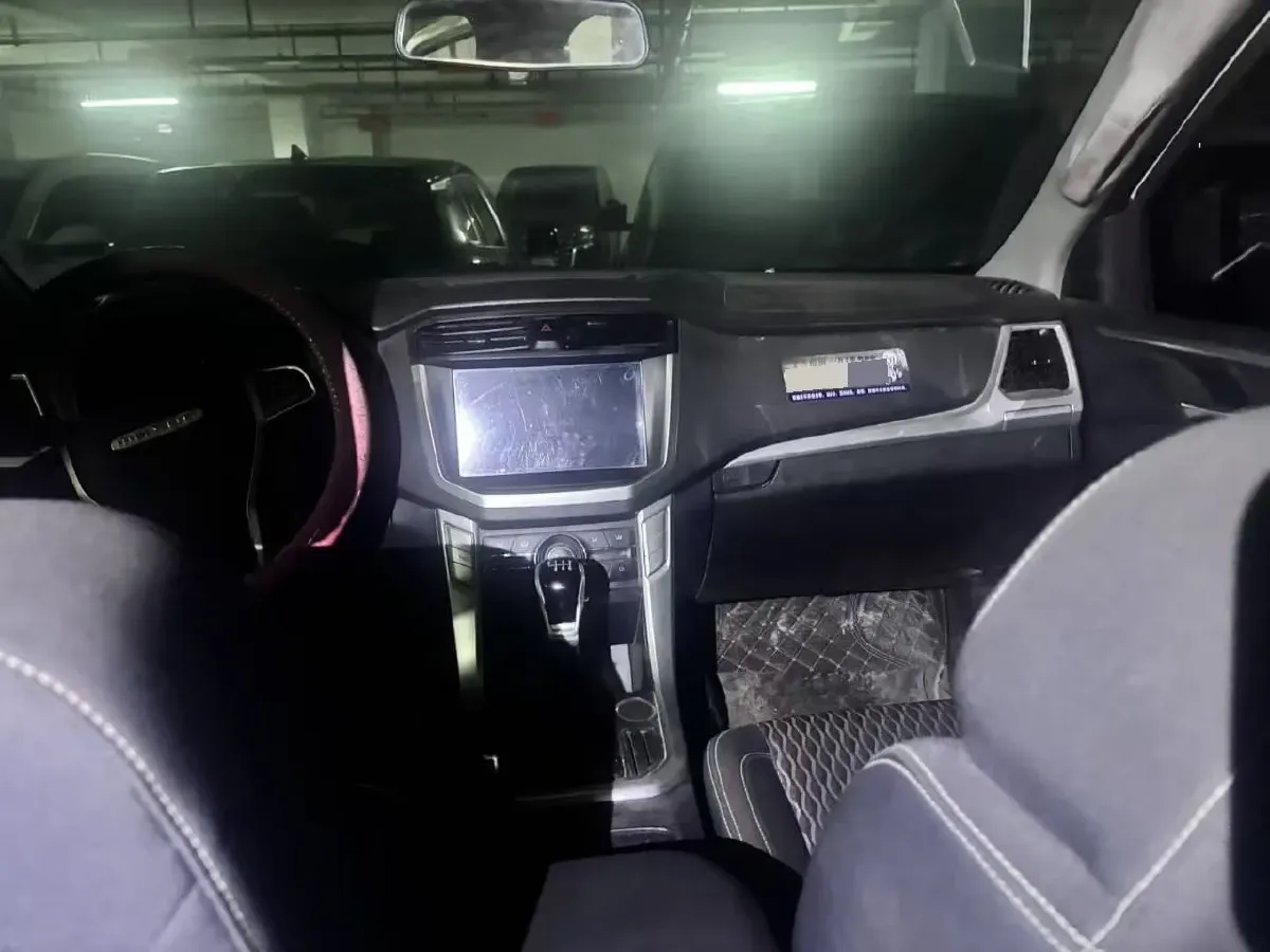 2020 MAXUS T70 2.0T 163HP L4 6AT,autocango,china used car exporter,china ev exporter,chinese used car exporter,chinese used ev exporter