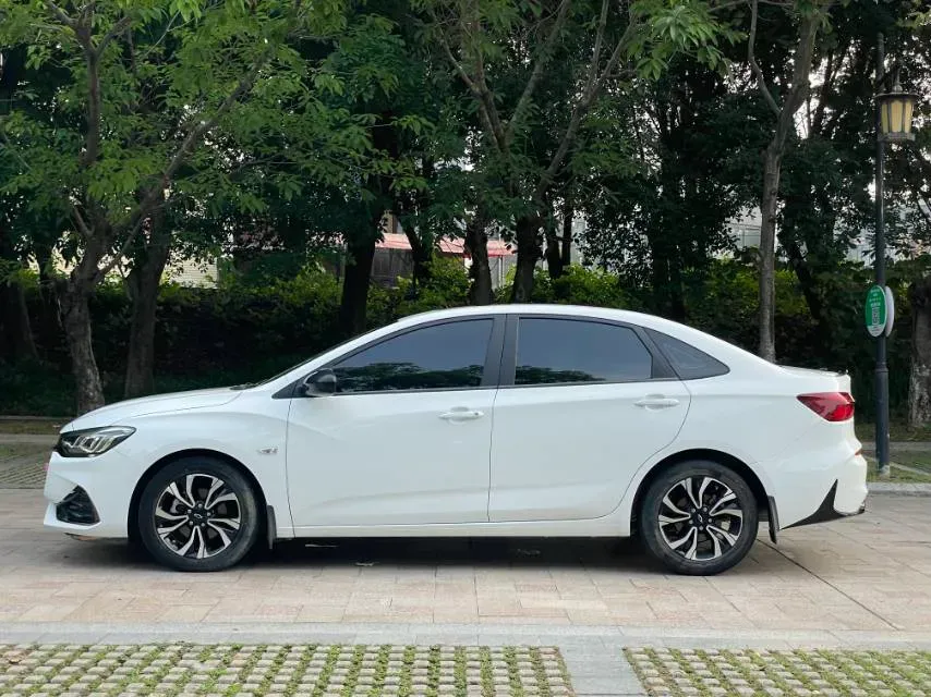 2020 Chevrolet Monza 1.3T 163HP L3 6AT,autocango,china used car exporter,china ev exporter,chinese used car exporter,chinese used ev exporter