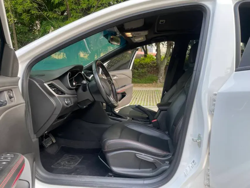 2020 Chevrolet Monza 1.3T 163HP L3 6AT,autocango,china used car exporter,china ev exporter,chinese used car exporter,chinese used ev exporter
